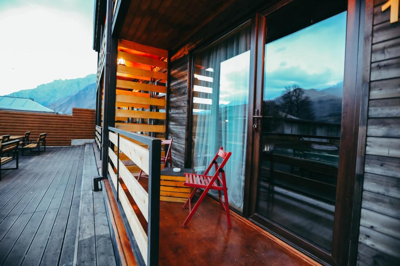 Wooden Hotel Kazbegi المظهر الخارجي الصورة